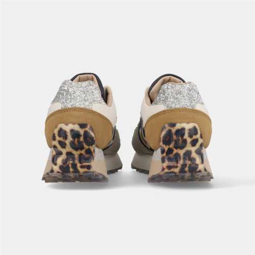 Deportivo 5003 de Lola Casademunt