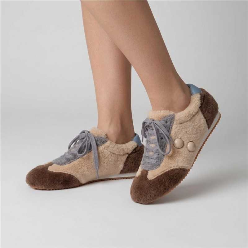 Sneaker Peluche de Noa Harmon